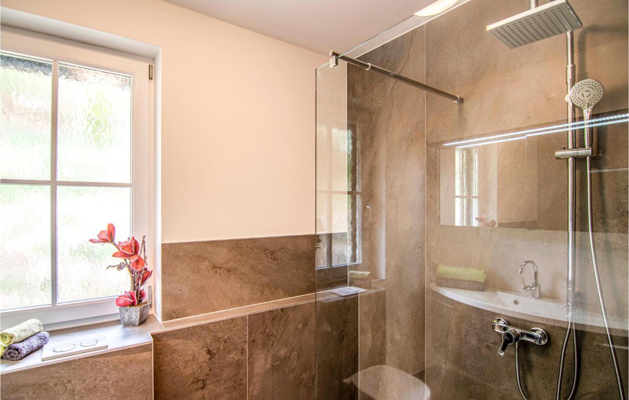 Charmantes Ferienhaus Peterdorf Ngoại thất bức ảnh